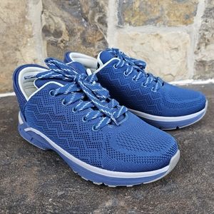 NEW Zeba 10 Hands Free Slip On Walking Shoes